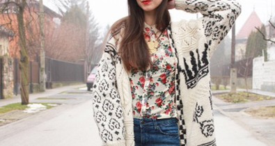 Trendi pulcsi anyától