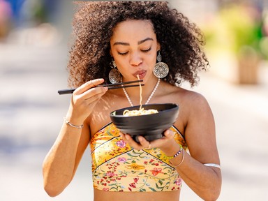 Ezekben az ételekben több cukor van, mint gondolnád: egészségesnek hiszed őket, pedig nem is azok