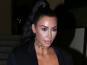 A cicit kidobta, de elég előnytelen ez a szett Kim Kardashiannak