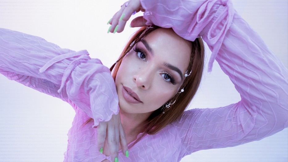 Az új dal videóklipje is igazán különleges vizuális jegyeket hordoz