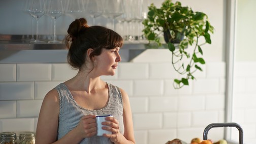 Ha ezt iszod esténként, kevésbé lesz fájdalmas a menstruációd