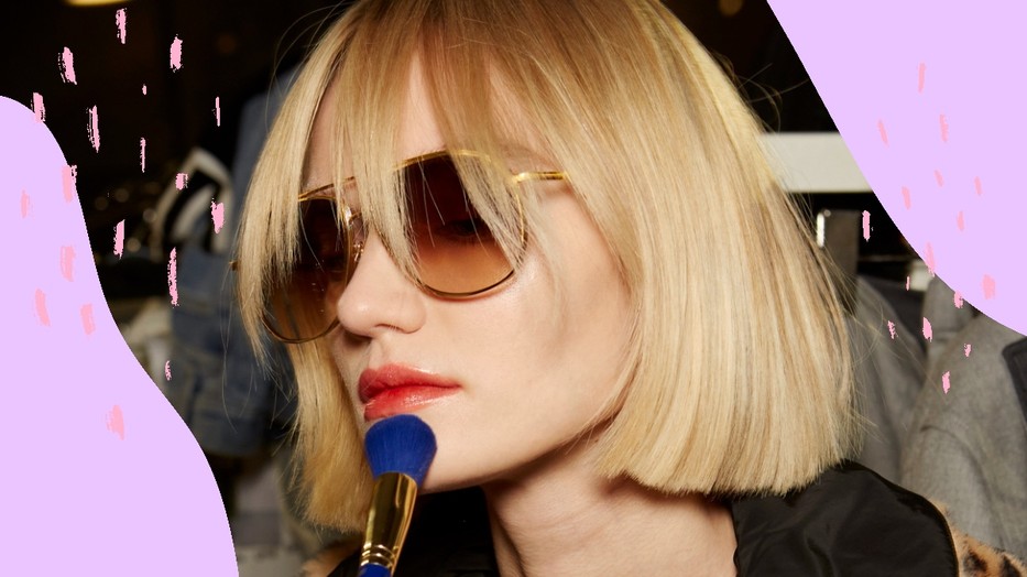 Ez a Tiktok videó megmutatja, hogyan viseld a napszemüveget anélkül, hogy az elrontaná a sminked