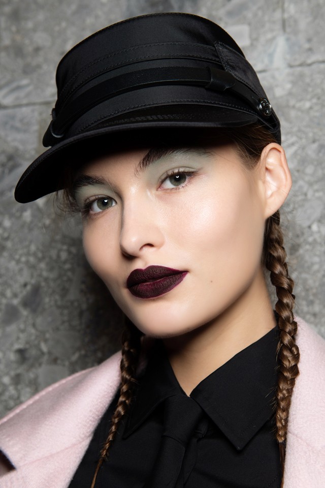 Hódít a szivárványsmink: íme a legtrendibb színkombinációk egyenesen a kifutóról