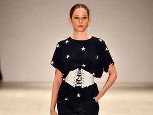 7 fűző, melyek közül legalább egyet be kell szerezned!