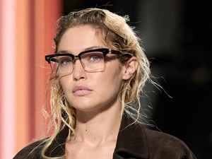 Tényleg előnyt élveznek azok a nők, akik sminkelnek? A tudomány szerint határozottan