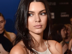 Mellbimbó piercing: már Kendall Jennernek is van