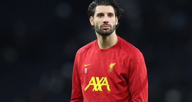 Szoboszlai Dominik és Buzsik Borka mesébe illő helyen romantikáznak: a kismama gömbölyödő pocakját is megvillantotta