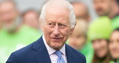 Károly királyra történelmi pillanat vár, a világ egyik legfontosabb emberével találkozik majd az uralkodó