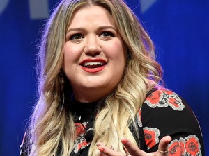 Wow! Mi történt veled, Kelly Clarkson?