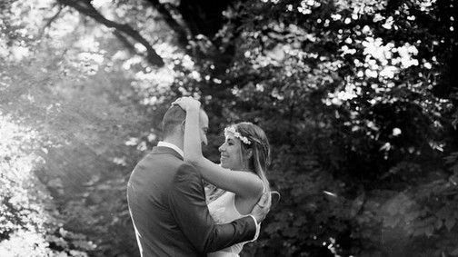 A saját esküvőjén jött rá, hogy kell egy menedzser a szervezéshez, megcsinálta!