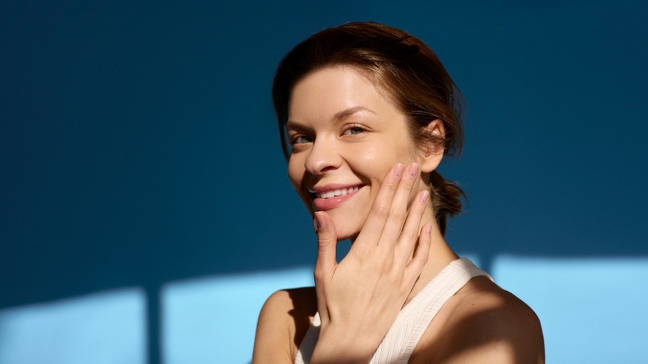 Te tudod, mi az a szérum rétegezés? Most megmutatjuk, hogyan emelheted új szintre a bőrápolási rutinod!