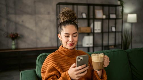 Még több kedvezmény vár rád a GLAMOUR-appban az Erste támogatásával