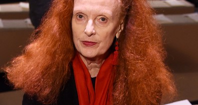 A 74 éves divatlegenda saját illatot kreált!