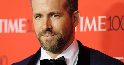 A világ legjobb meglepetése: Ryan Reynolds így lepte meg szülinapos kisfiút