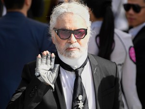 Karl Lagerfeldnek nem lesz temetése, de a búcsúja így is könnyfakasztó