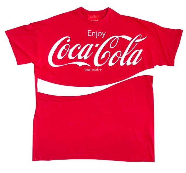 Keresd a Sugarbird exkluzív pólóját a GLAMOUR-napokon! A Coca-Cola kollekció is 20% kedvezménnyel ekkor debütál