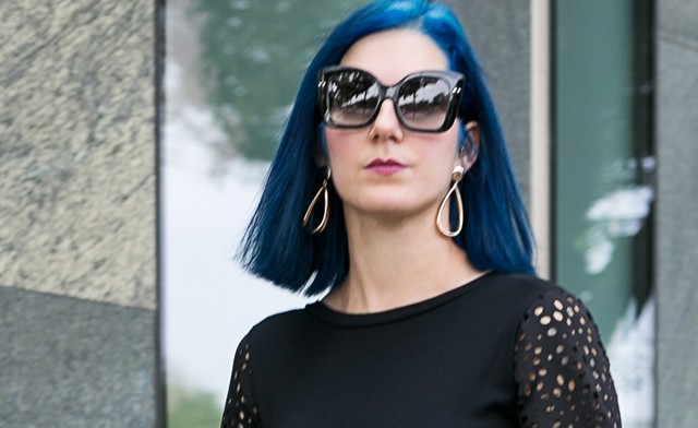 Abonyi Alma egy csajos estével zárja a pénteket