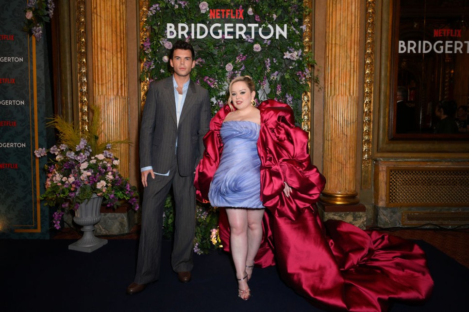 Nicola Coughlan és Luke Newton ismét ellopta a show-t