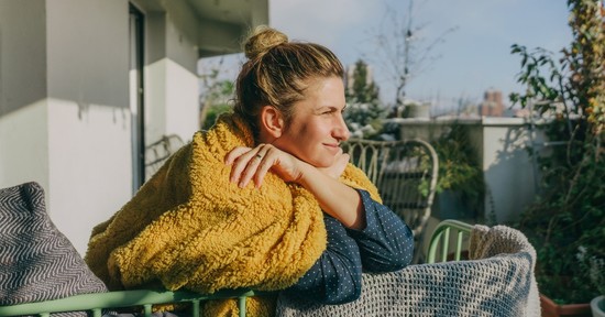 Igen, ez komoly: Ez történik a testeddel reggel 15 perc napfény hatására