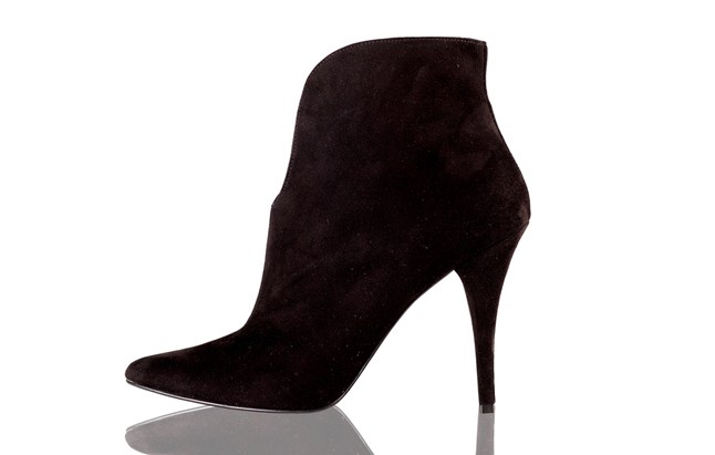 Dögös lábbelik ünnepi pillanatokra