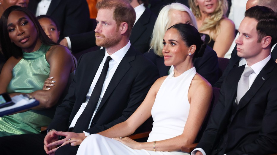 Vajon mit szólt Meghan Markle, amikor a kukában kötött ki az ajándék, amit Harry hercegnek vett?
