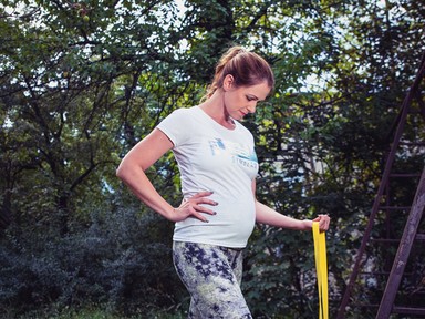 Abonyi Orsi kismamaként is sportol - ráadásul egy szuper szettben!