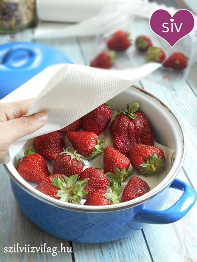 Utálod, hogy megromlik az eper? Így nem fog!