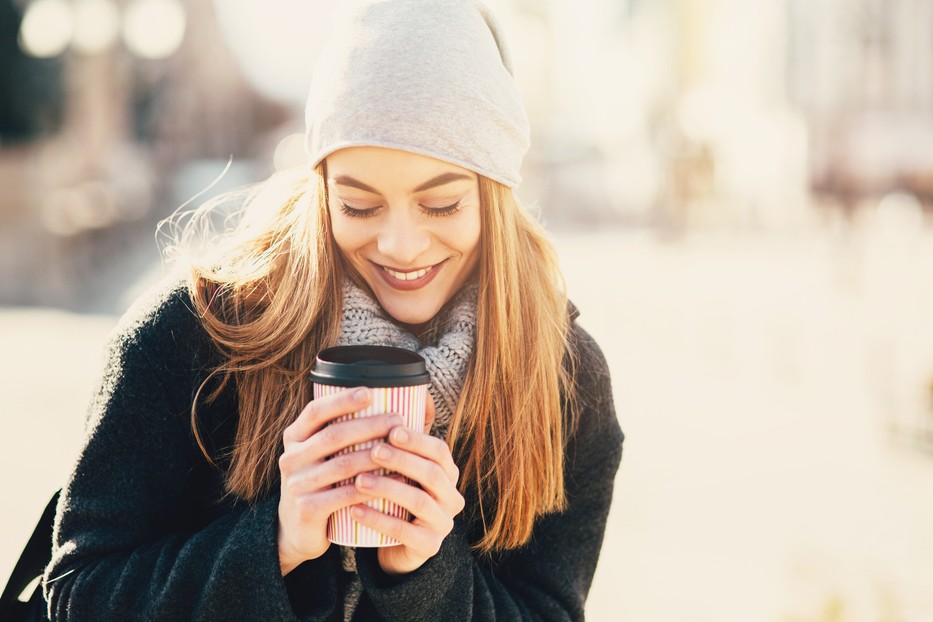 Igazi karácsonyos kávéra vágysz? Ezeket az ünnepi ízeket cukor- és laktózmentes változatban is kipróbálhatod!