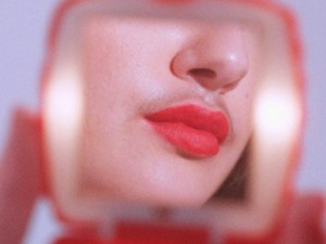 Sokkoló felfedezés! A nőknek is van bajuszuk