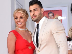 Ezért gondolja mindenki, hogy Britney-t eljegyezték, pedig....