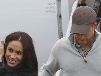 Felszabadultan: Harry és Meghan nagyon boldognak látszanak az új fotókon