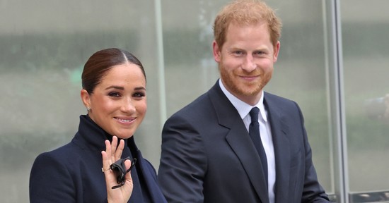 Hat éve jelentette be Harry herceg és Meghan Markle, hogy elhagyják a királyi családot, íme minden, amit azóta elveszítettek