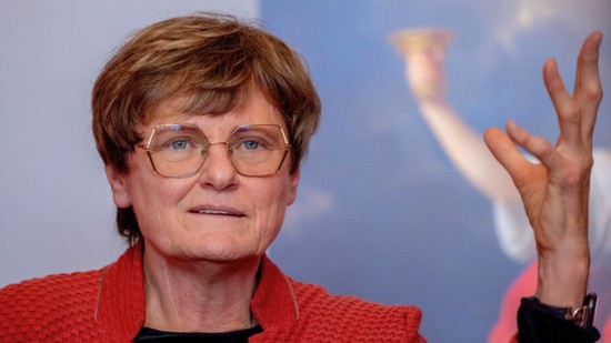 Dr. Jedlovszky-Hajdú Angéla, a Nők a Tudományban Egyesület elnökségi tagja: „Fontos számunkra, hogy a nők is példaképpé válhassanak”