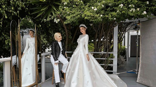 Gyönyörűbb menyasszonyt még nem láttál, és ez a ruha ÁLOM