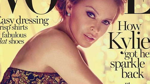 45 és lehengerlő - Kylie újabb címlapja