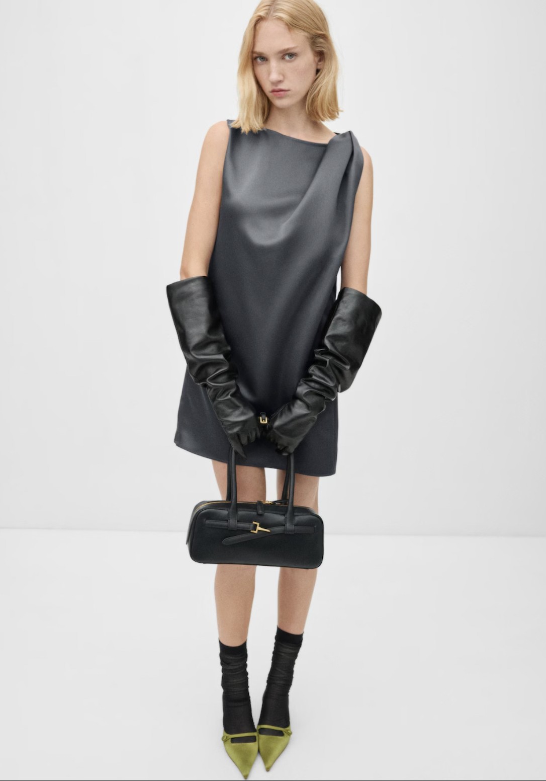 Szaténruha MANGO 35 995 Ft