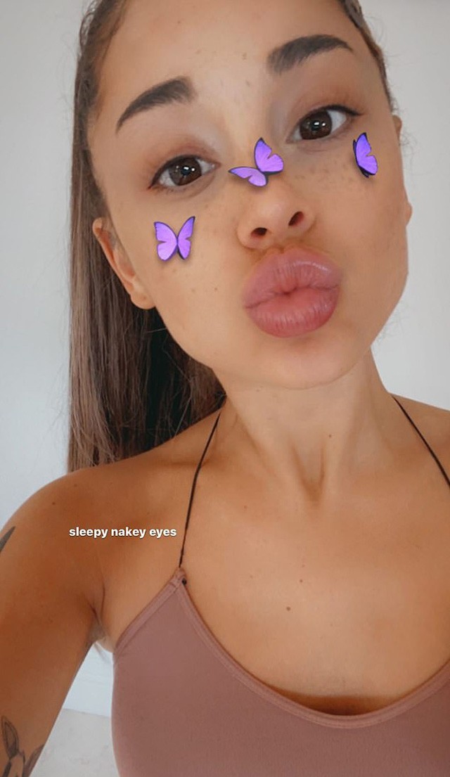 Ariana Grande smink nélkül