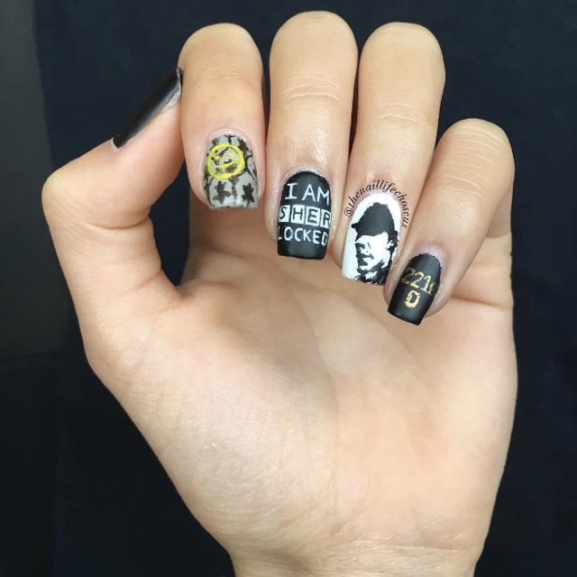 Sherlock Holmes körmök