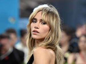 Túl szűk nadrágot viselt, kórházba került Suki Waterhouse: brutális következménye lett a dolognak