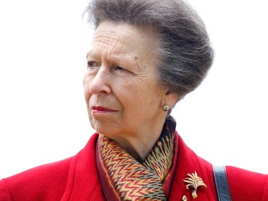 Anna hercegnő szettje valami álomszép, ruhájával tisztelget a görögök előtt Károly király húga