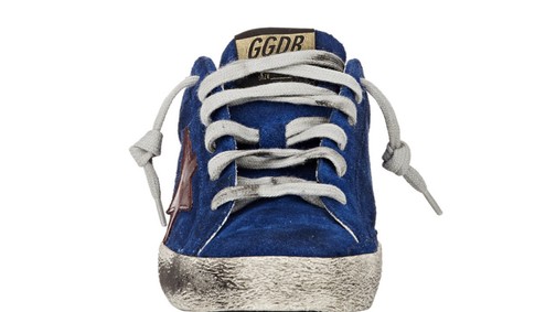 Nagyon hülye, és nagyon gazdag embereknek mesterségesen használt cipőket árul a luxusáruház