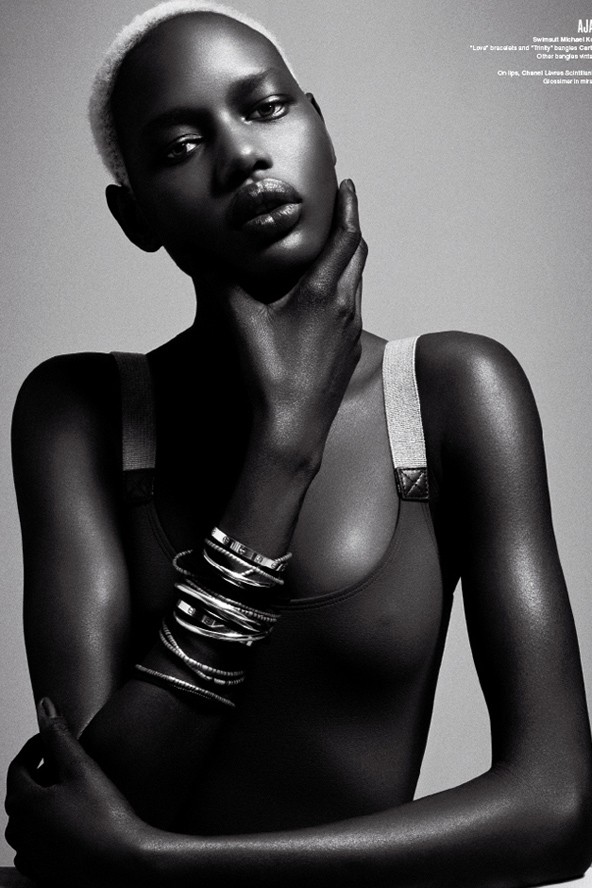 Az Alek Wekre hasonlító elképesztő alakú Ajak Deng az elmúlt évek egyik kedvence, kopaszon is.