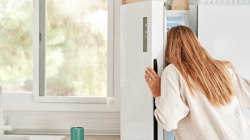 Ezeket az élelmiszereket soha ne tedd a hűtőszekrény ajtajába, mert gyorsan tönkremehetnek