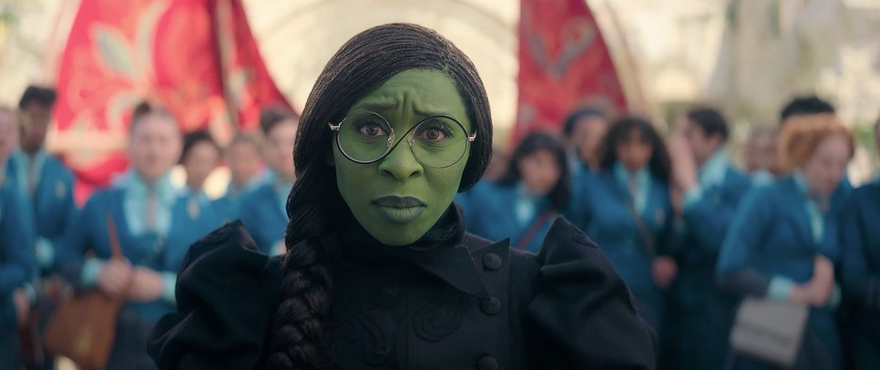 A Wicked legfontosabb üzenete a pszichológus szerint, hogy nem szabad azonnal elfogadnunk az első megoldást, mögé kell látnunk a narratívának, méghozzá empatikusan