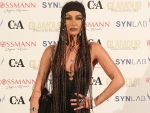 „Hálás vagyok, hogy úgy gondolják, méltó vagyok erre a díjra”: Tóth Andi az év énekesnője! 