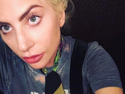 Lady Gaga tini hasonmását üldözik a rajongók! 