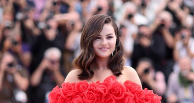 7 alkalom, amikor Selena Gomez bevállalta a meztelenruhát, és mindenkit túlragyogott