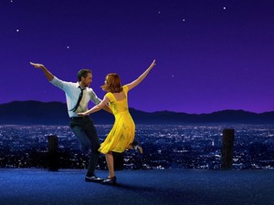 Bőgni és nevetni fogsz az év legzseniálisabb videóján - az összes ikonikus filmes táncjelenet egy videóban