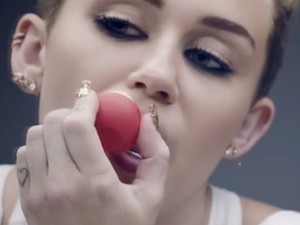 Sokkoló kép! Vérzés, kiütések - ezt okozza a menő ajakbalzsam