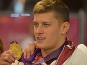 Új divatszínek: arany, ezüst, bronz!